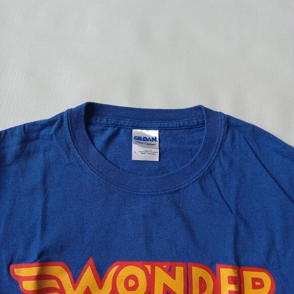 Gildan Royal Blue Unisex Ultra Cotton Wonder Woman Graphic T-Shirt Adult Large - Picture 5 of 9